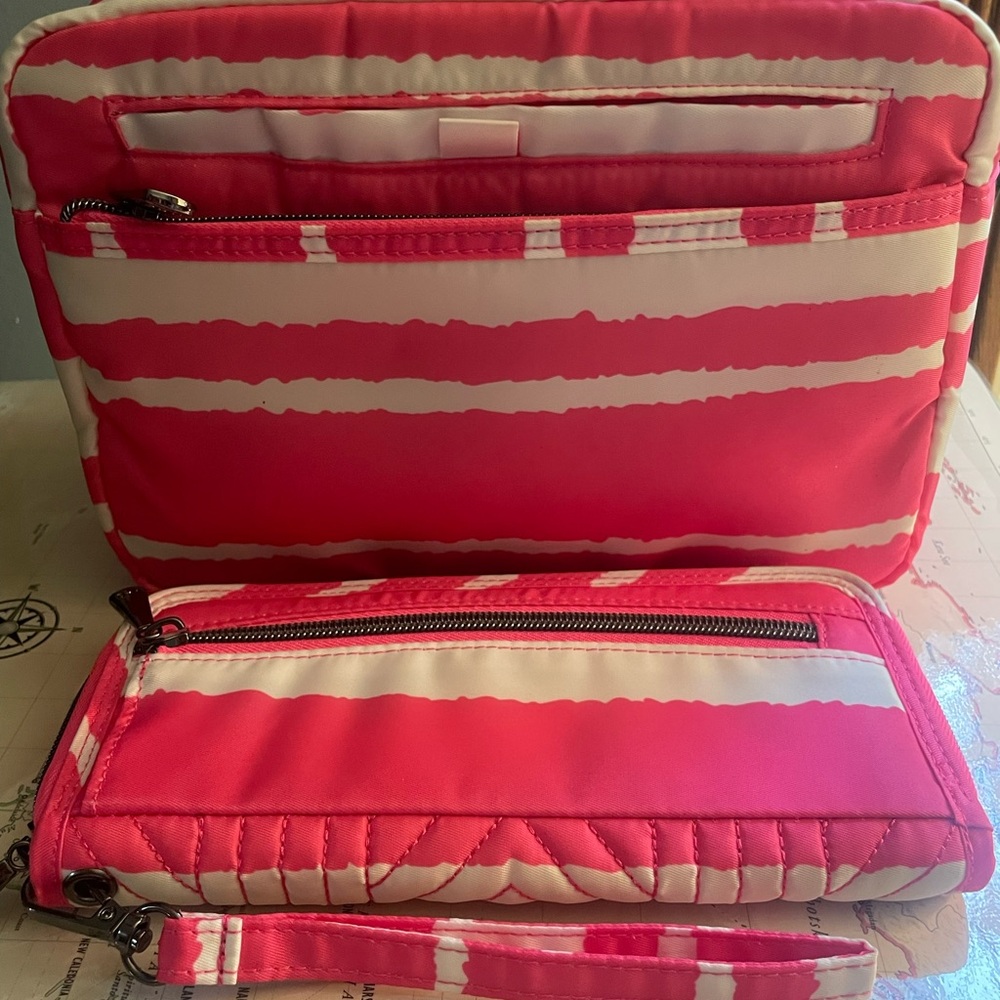 Lug Bebop and matching Straddle walker Pink and White Quilted Bag and Wallet Set - Picture 2 of 7